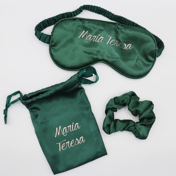 Conjunto de seda para dormir personalizado